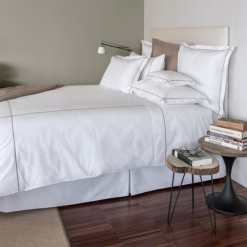Elegant Hotel Bedding Bedding White Cotton Sateen 300TC